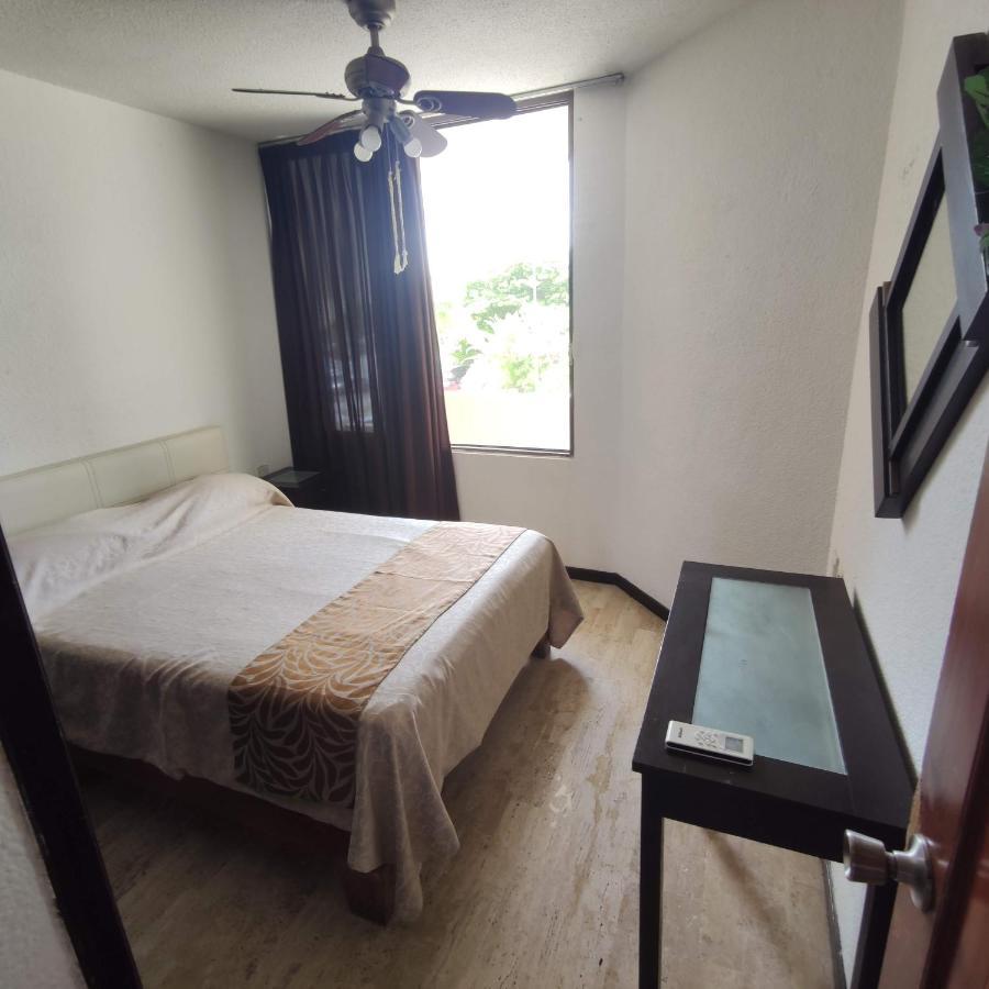 Bella Beach Condo Vacation 2 Bedrooms كانكون المظهر الخارجي الصورة